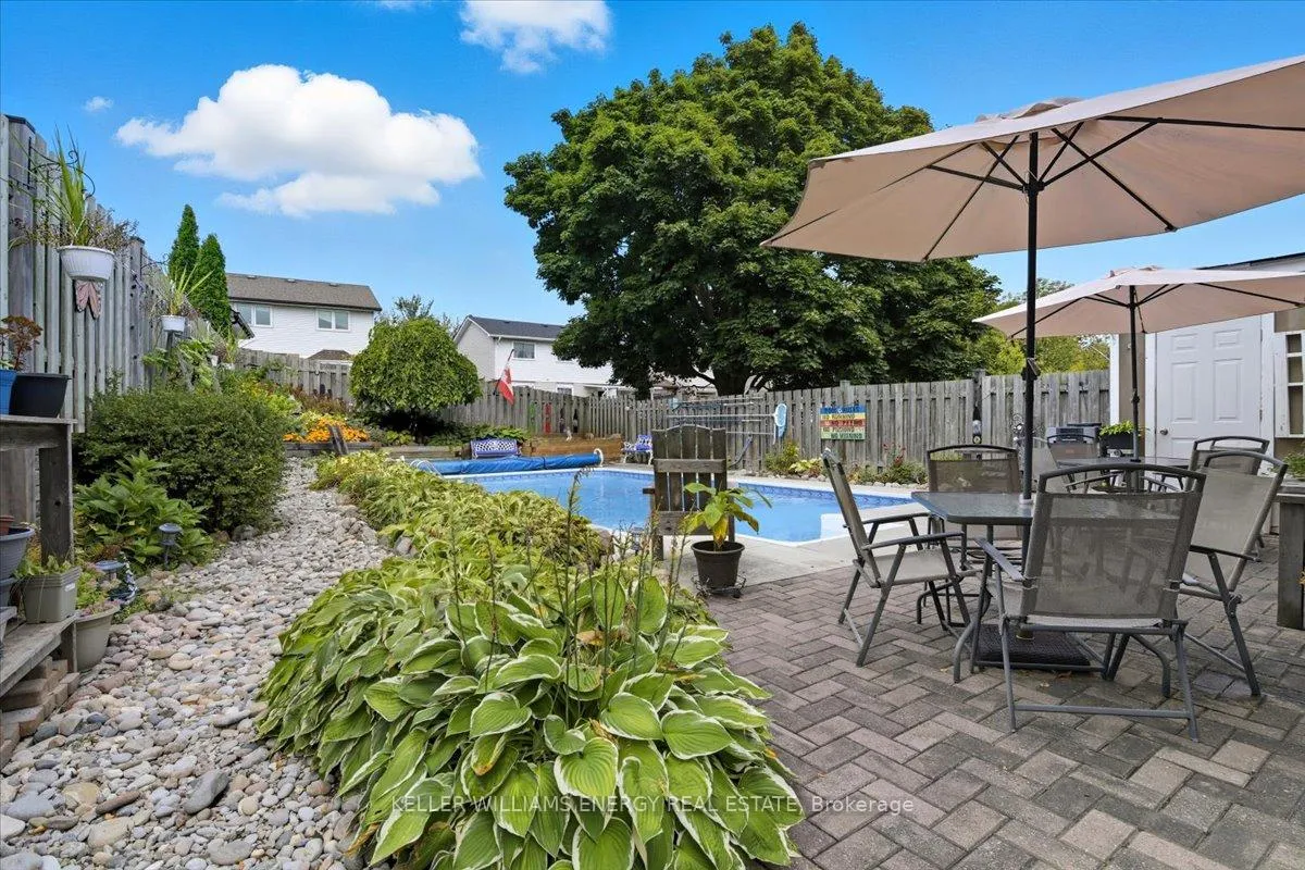 Photo 24 of 856 Roundelay Drive, Oshawa, McLaughlin — HOMEH