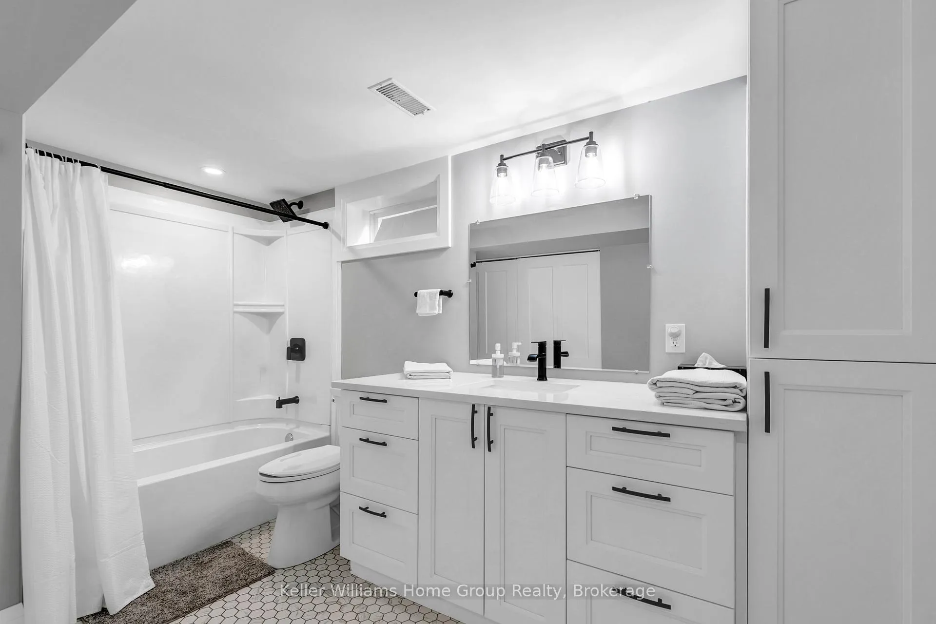 Photo 8 of 496 Manchester Road, Kitchener — HOMEH