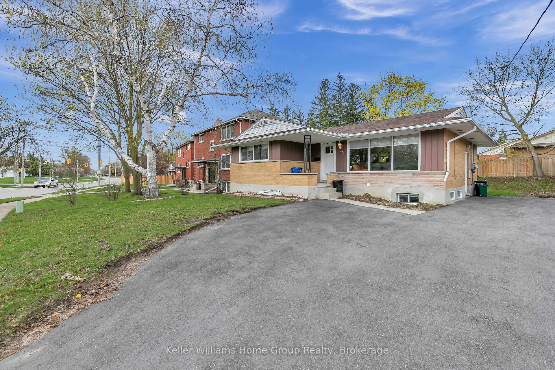 Photo 9 of 496 Manchester Road, Kitchener — HOMEH