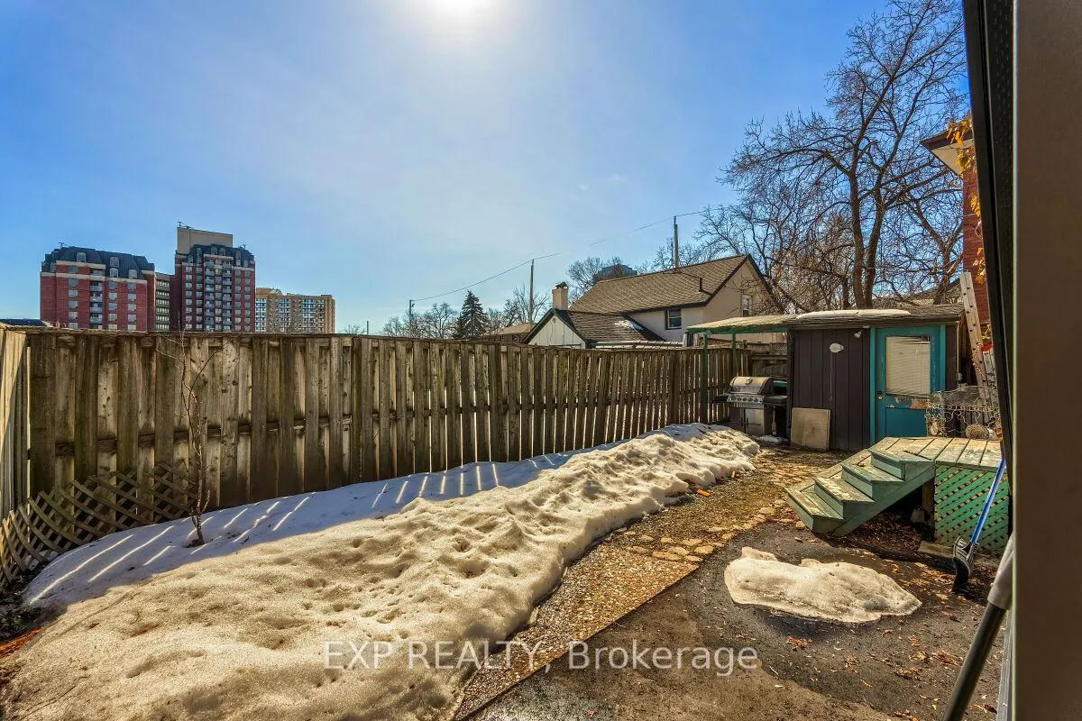Photo 32 of 7 David Street, Brampton, Downtown Brampton — HOMEH