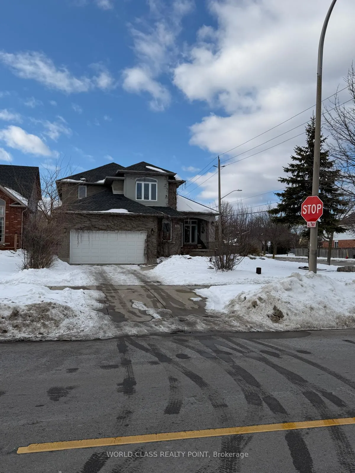 Photo 2 of 79 Gastestone Dr, Hamilton, Stoney Creek — HOMEH