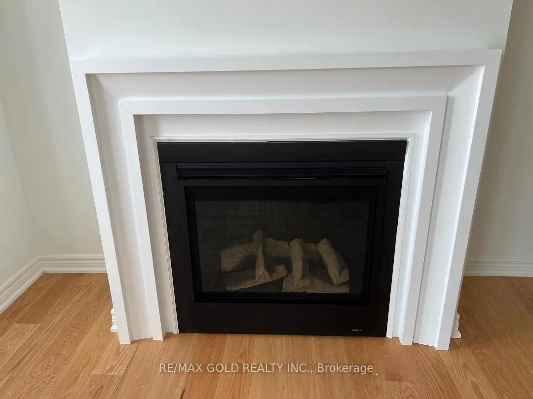 Photo 16 of 105 Picardy Drive, Hamilton, Stoney Creek Mountain — HOMEH