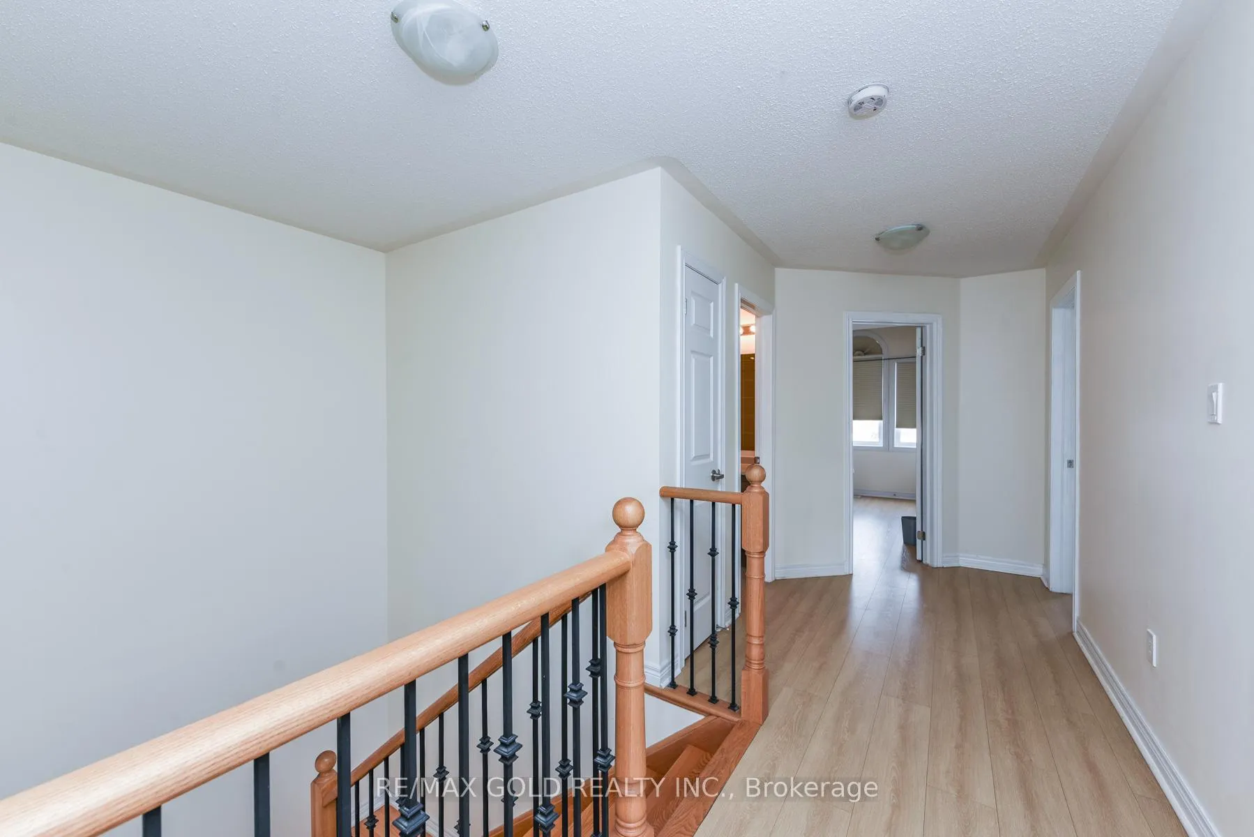 Photo 19 of 22 Merrickville Way, Brampton, Bram West — HOMEH
