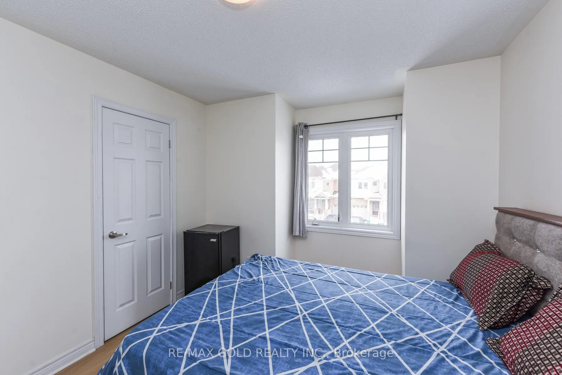 Photo 22 of 22 Merrickville Way, Brampton, Bram West — HOMEH