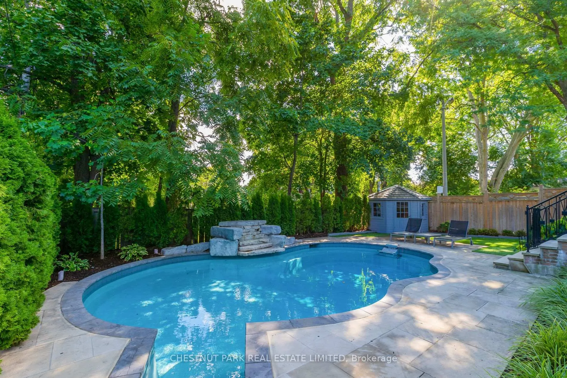 Photo 6 of 55 De Vere Gardens, Toronto, Bedford Park-Nortown — HOMEH
