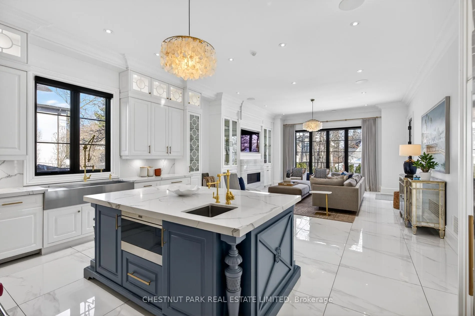 Photo 21 of 55 De Vere Gardens, Toronto, Bedford Park-Nortown — HOMEH