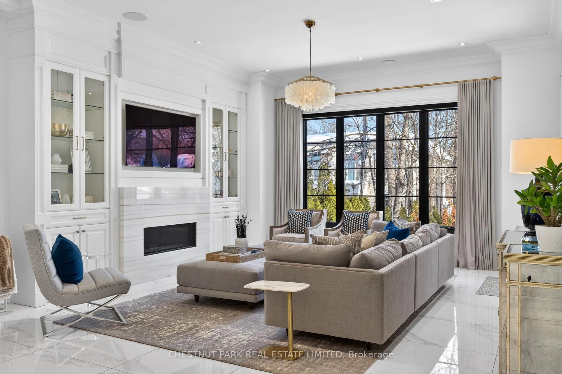 Photo 23 of 55 De Vere Gardens, Toronto, Bedford Park-Nortown — HOMEH
