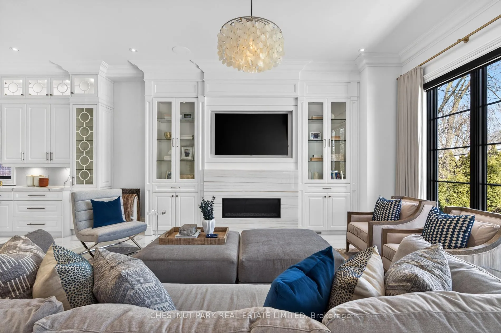 Photo 24 of 55 De Vere Gardens, Toronto, Bedford Park-Nortown — HOMEH