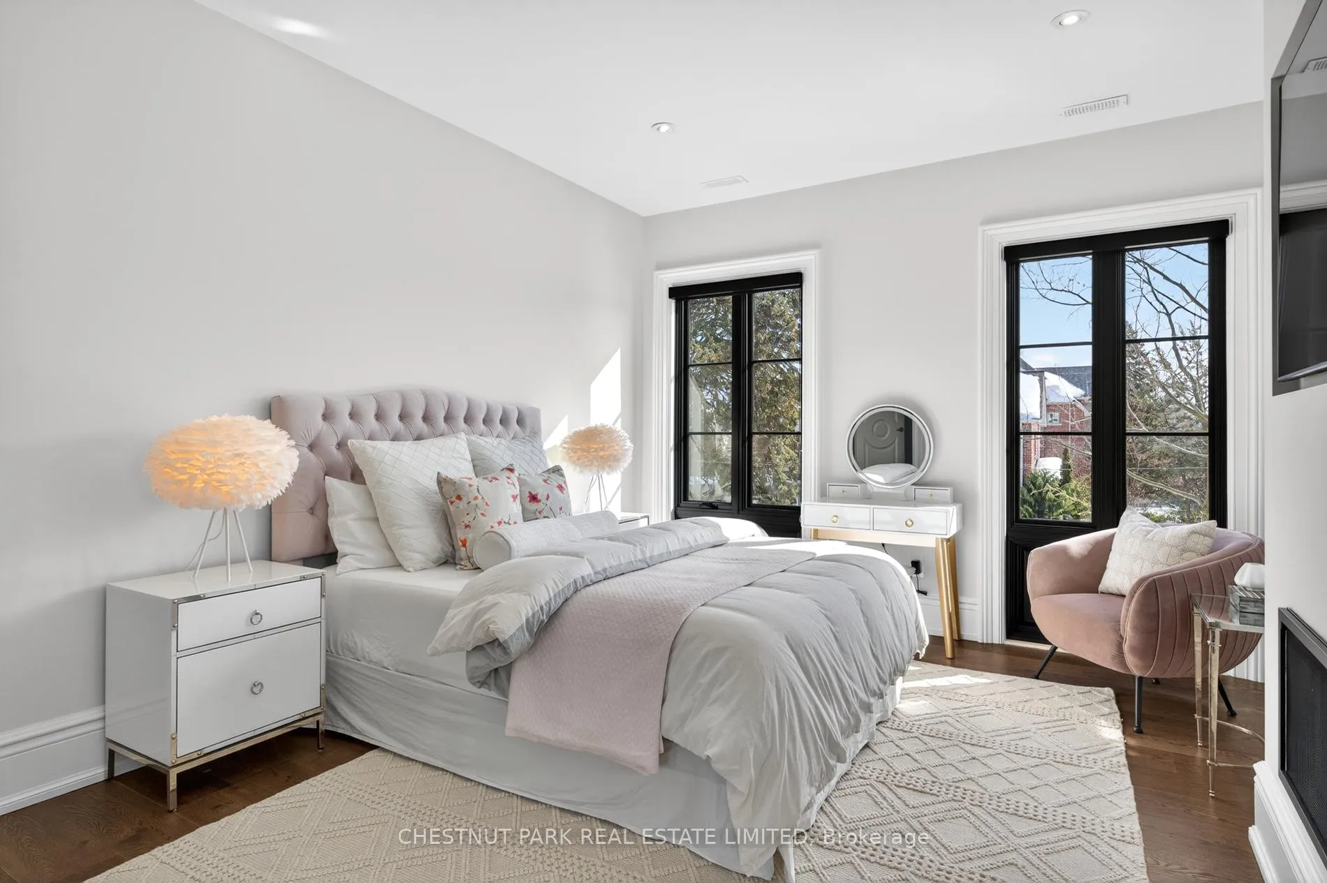 Photo 39 of 55 De Vere Gardens, Toronto, Bedford Park-Nortown — HOMEH