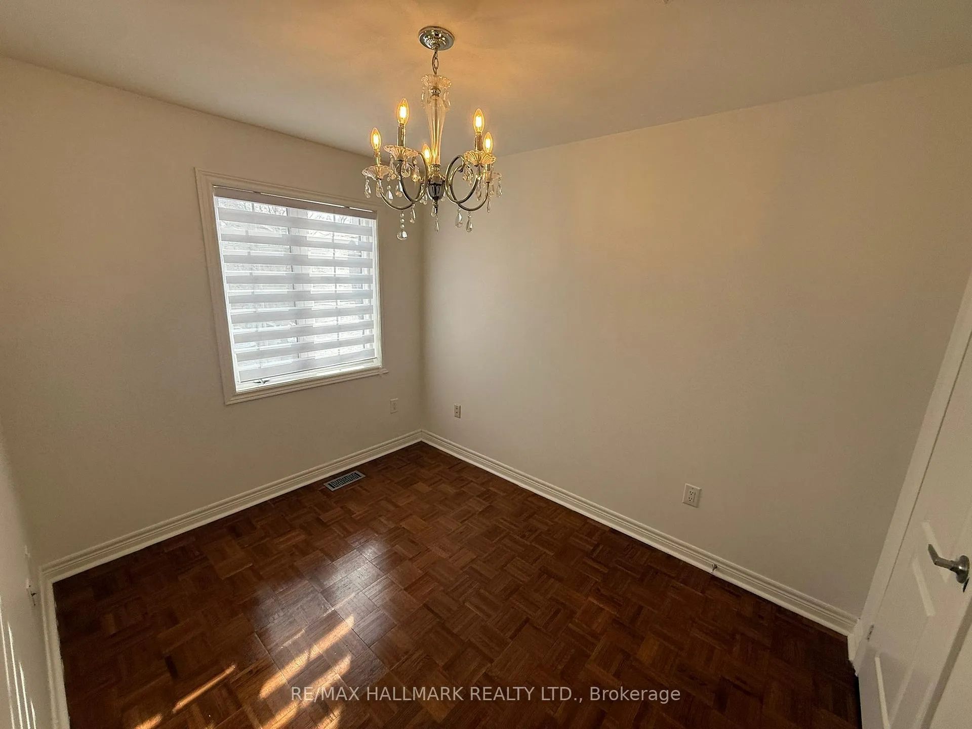 Photo 11 of 103 Andes Crescent, Vaughan, Vellore Village — HOMEH