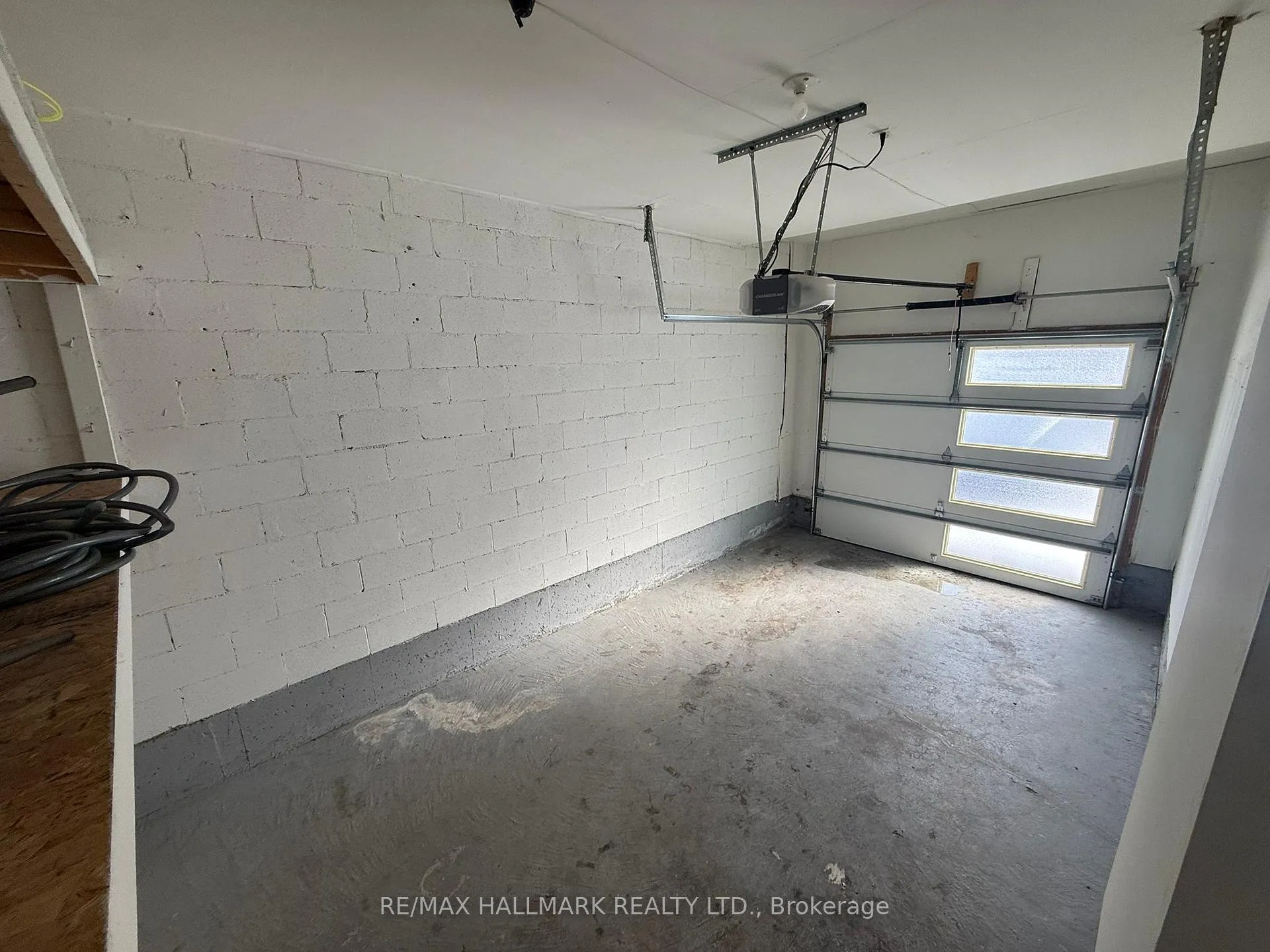 Photo 12 of 103 Andes Crescent, Vaughan, Vellore Village — HOMEH
