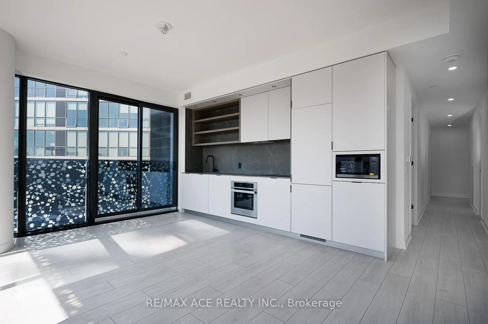 Photo 3 of Unit 2606, 55 Charles Street E, Toronto, Church-Yonge Corridor — HOMEH