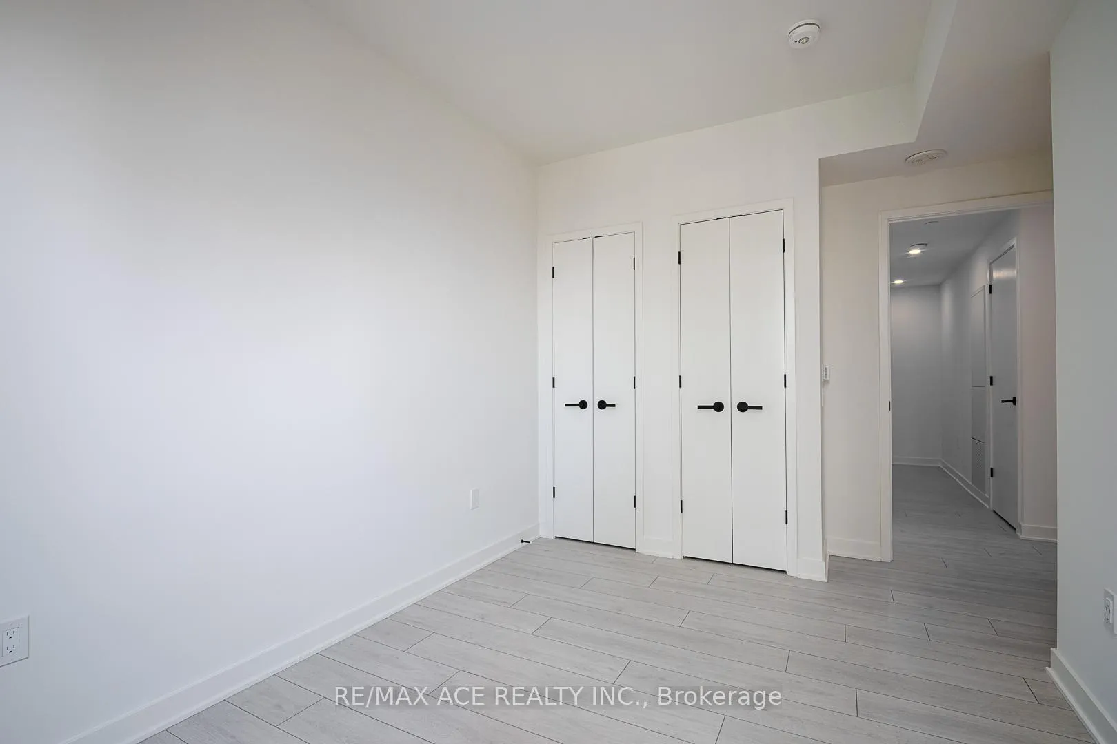 Photo 10 of Unit 2606, 55 Charles Street E, Toronto, Church-Yonge Corridor — HOMEH
