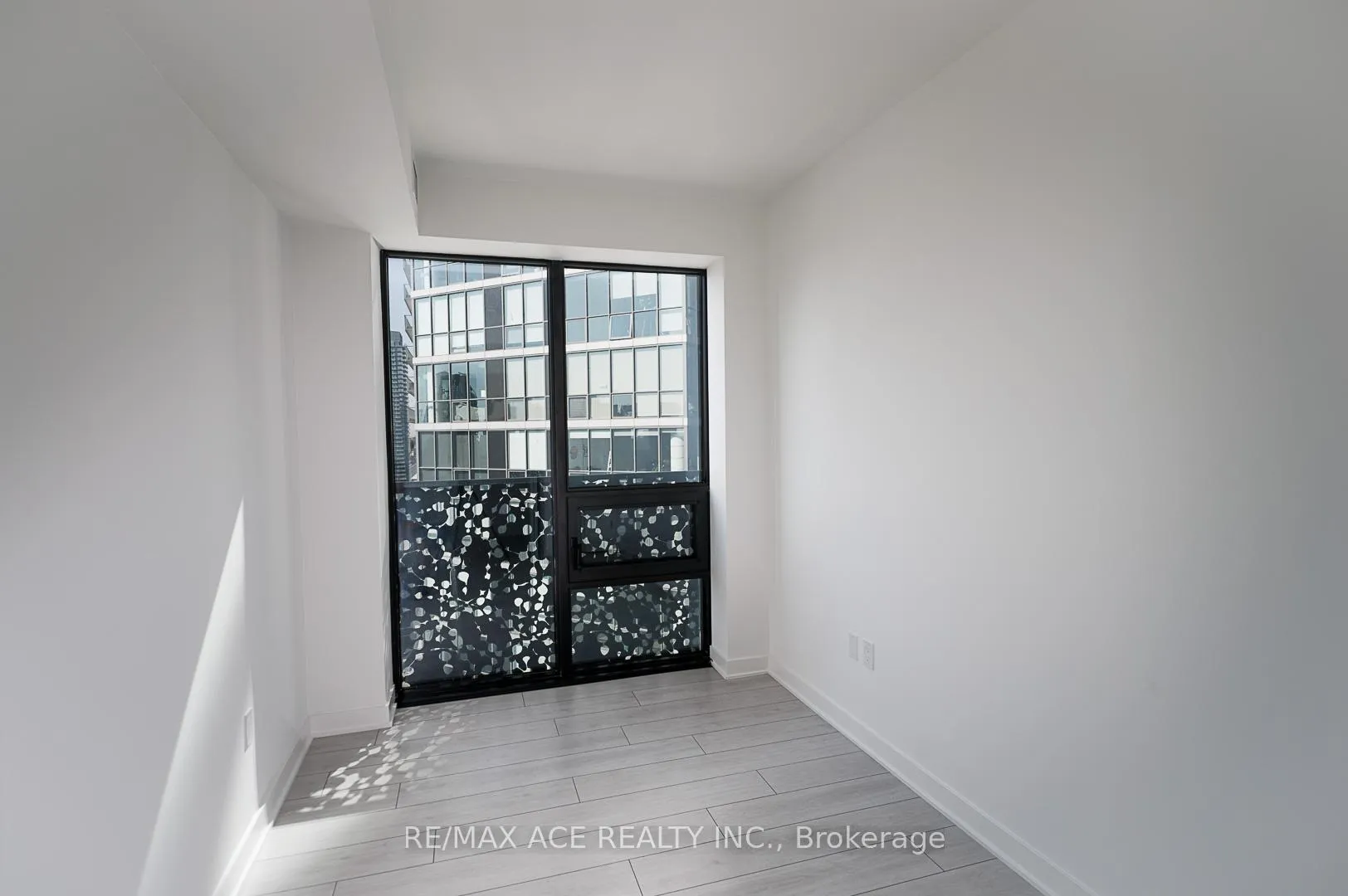 Photo 12 of Unit 2606, 55 Charles Street E, Toronto, Church-Yonge Corridor — HOMEH