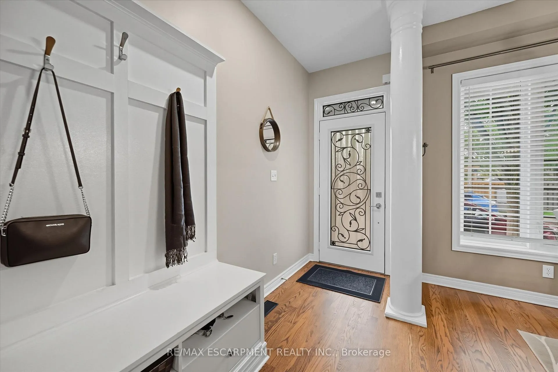 Photo 3 of 2265 Stokes Lane, Burlington, Orchard — HOMEH