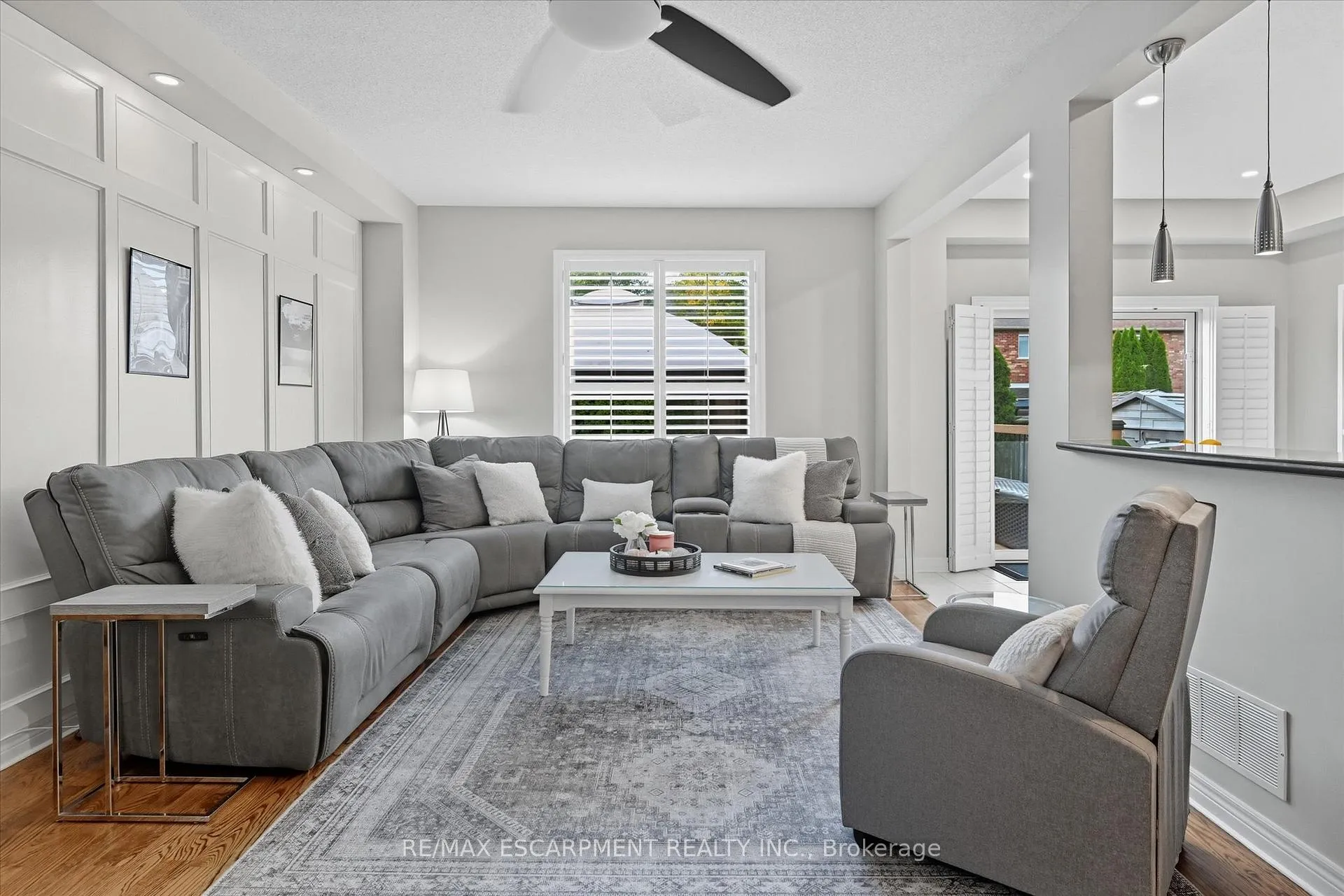 Photo 6 of 2265 Stokes Lane, Burlington, Orchard — HOMEH