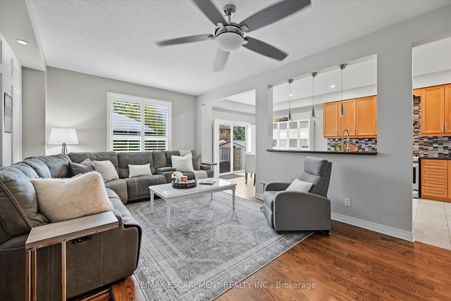 Photo 7 of 2265 Stokes Lane, Burlington, Orchard — HOMEH