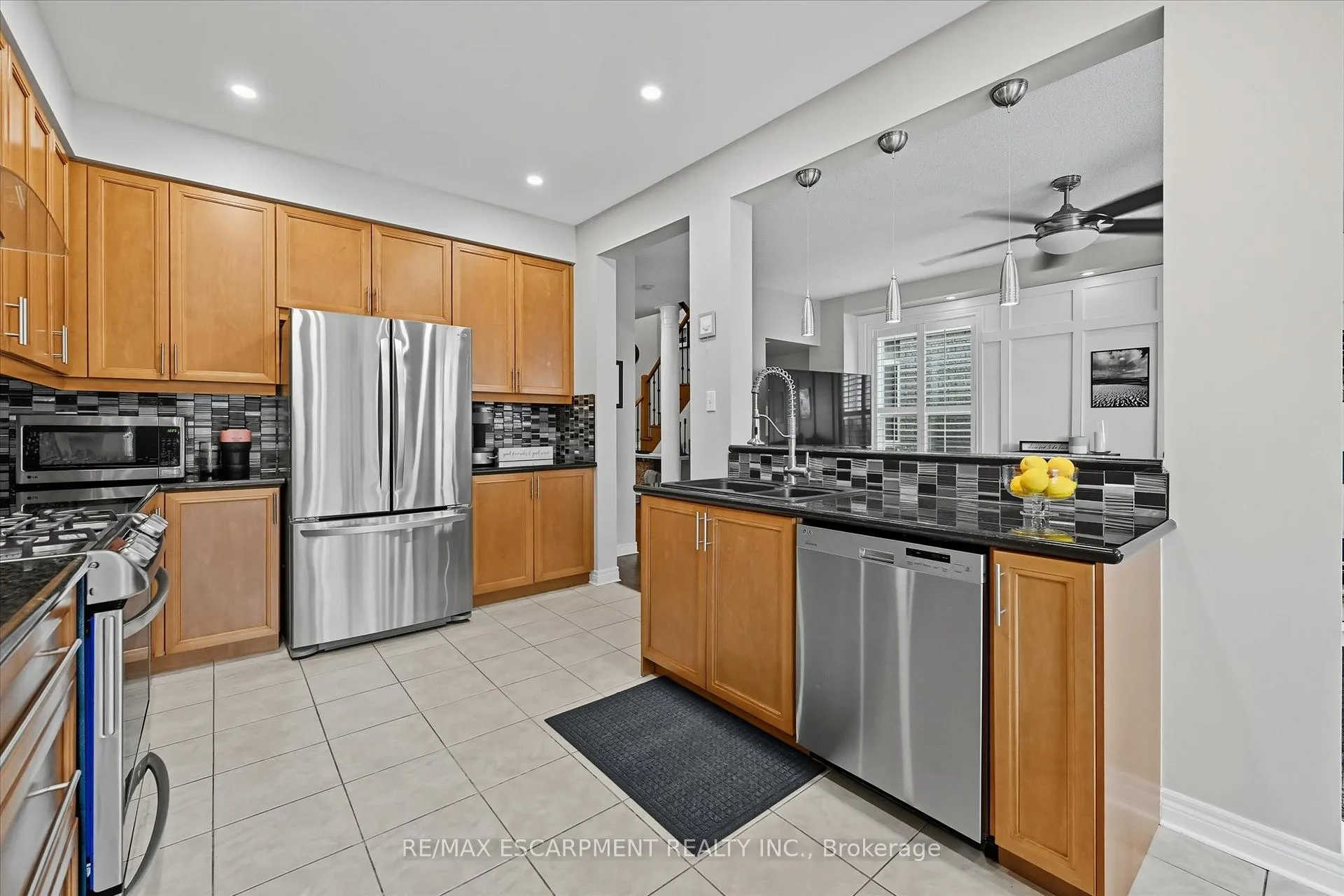 Photo 12 of 2265 Stokes Lane, Burlington, Orchard — HOMEH