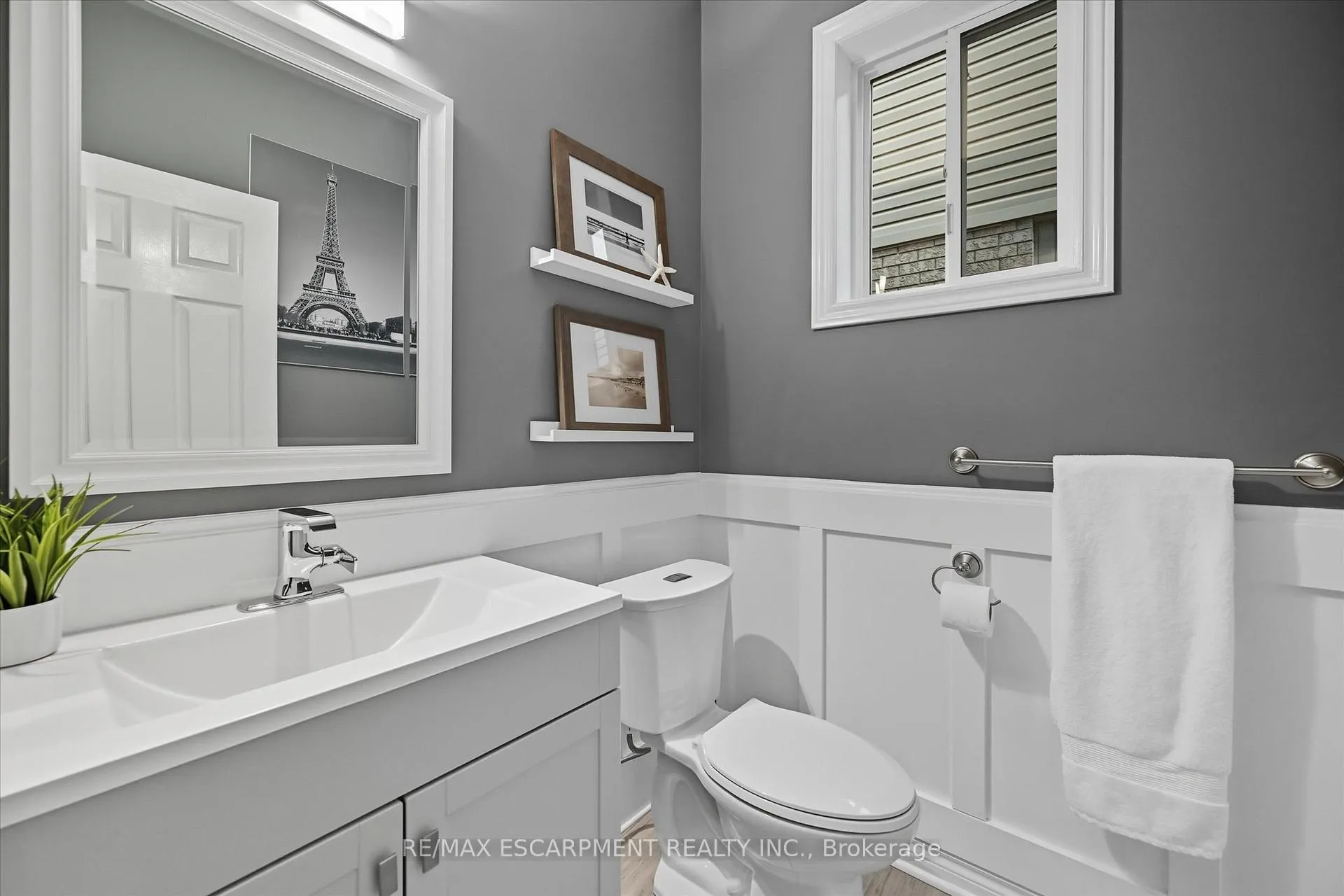 Photo 16 of 2265 Stokes Lane, Burlington, Orchard — HOMEH