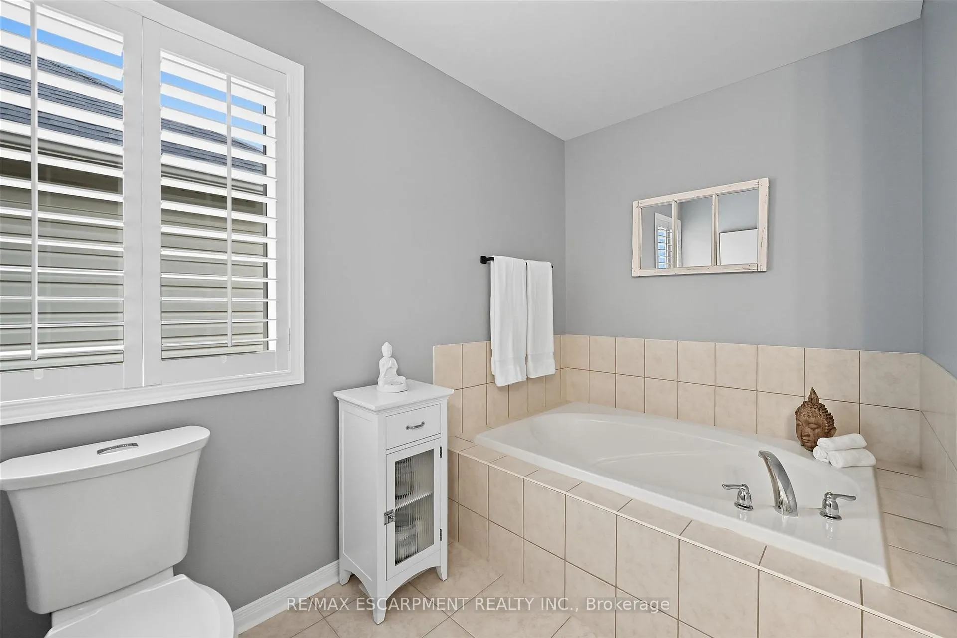 Photo 25 of 2265 Stokes Lane, Burlington, Orchard — HOMEH