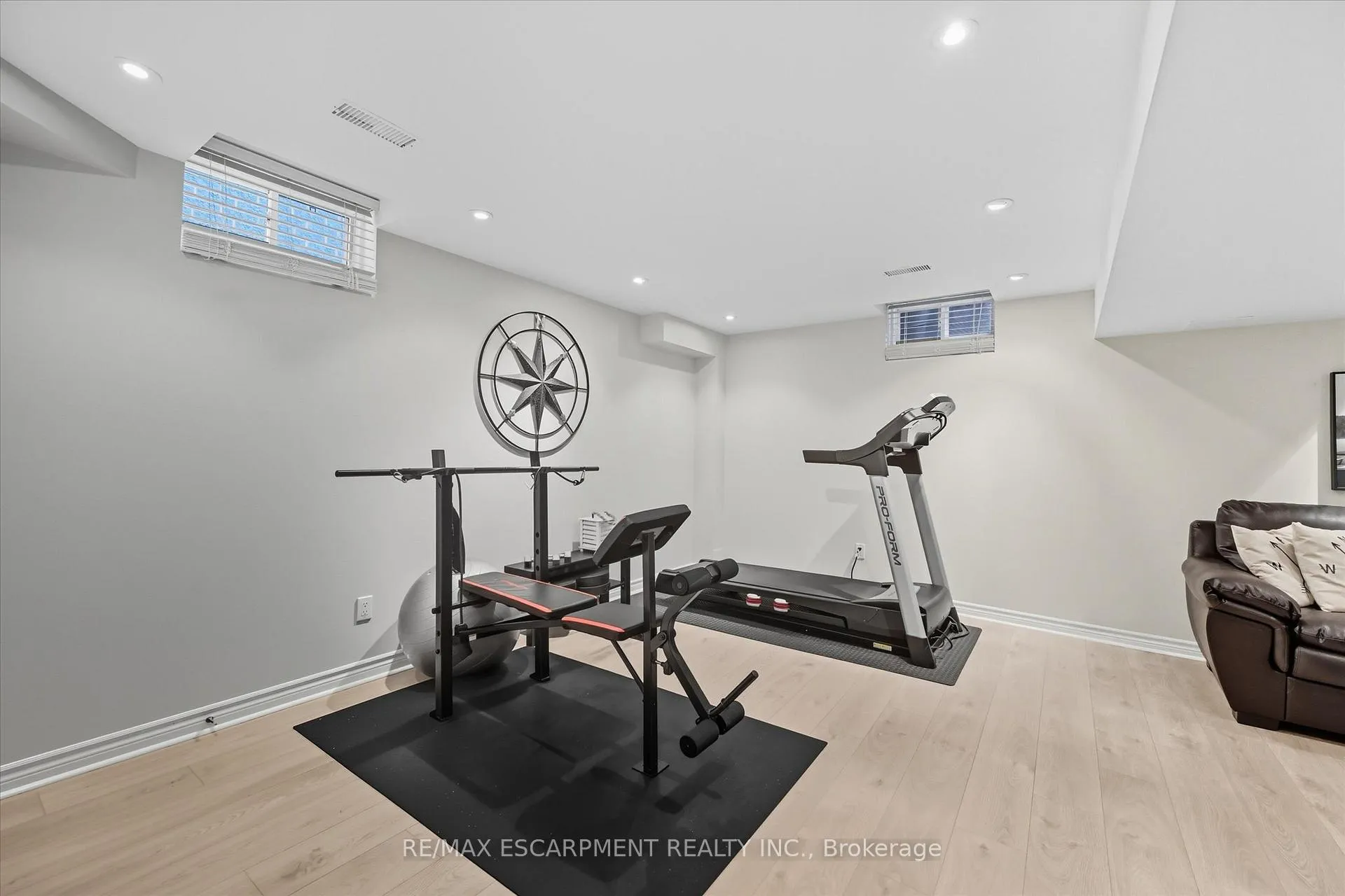 Photo 34 of 2265 Stokes Lane, Burlington, Orchard — HOMEH