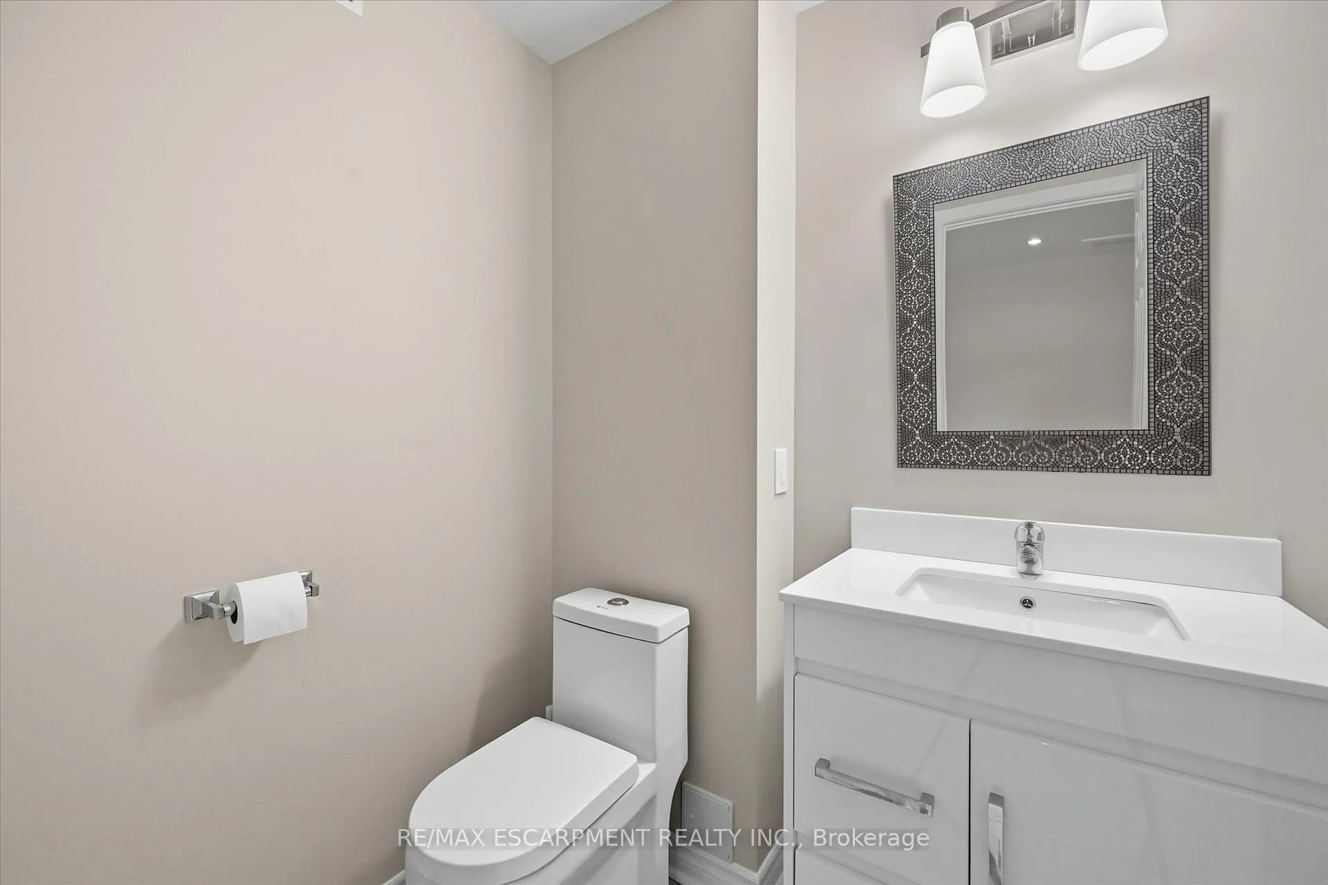 Photo 36 of 2265 Stokes Lane, Burlington, Orchard — HOMEH