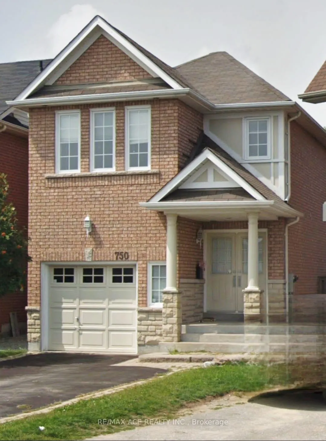 Photo 1 of 750 Swan Place, Pickering, Amberlea — HOMEH