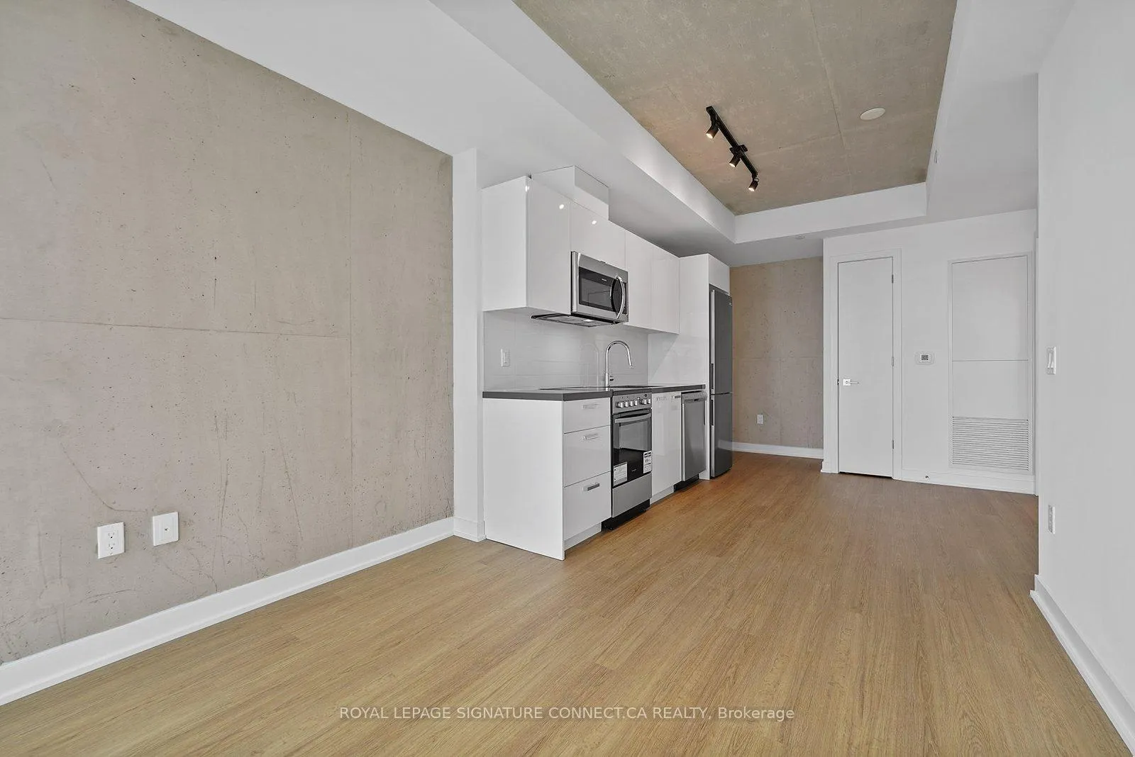 Photo 7 of Unit 1902, 284 King Street E, Toronto, Moss Park — HOMEH