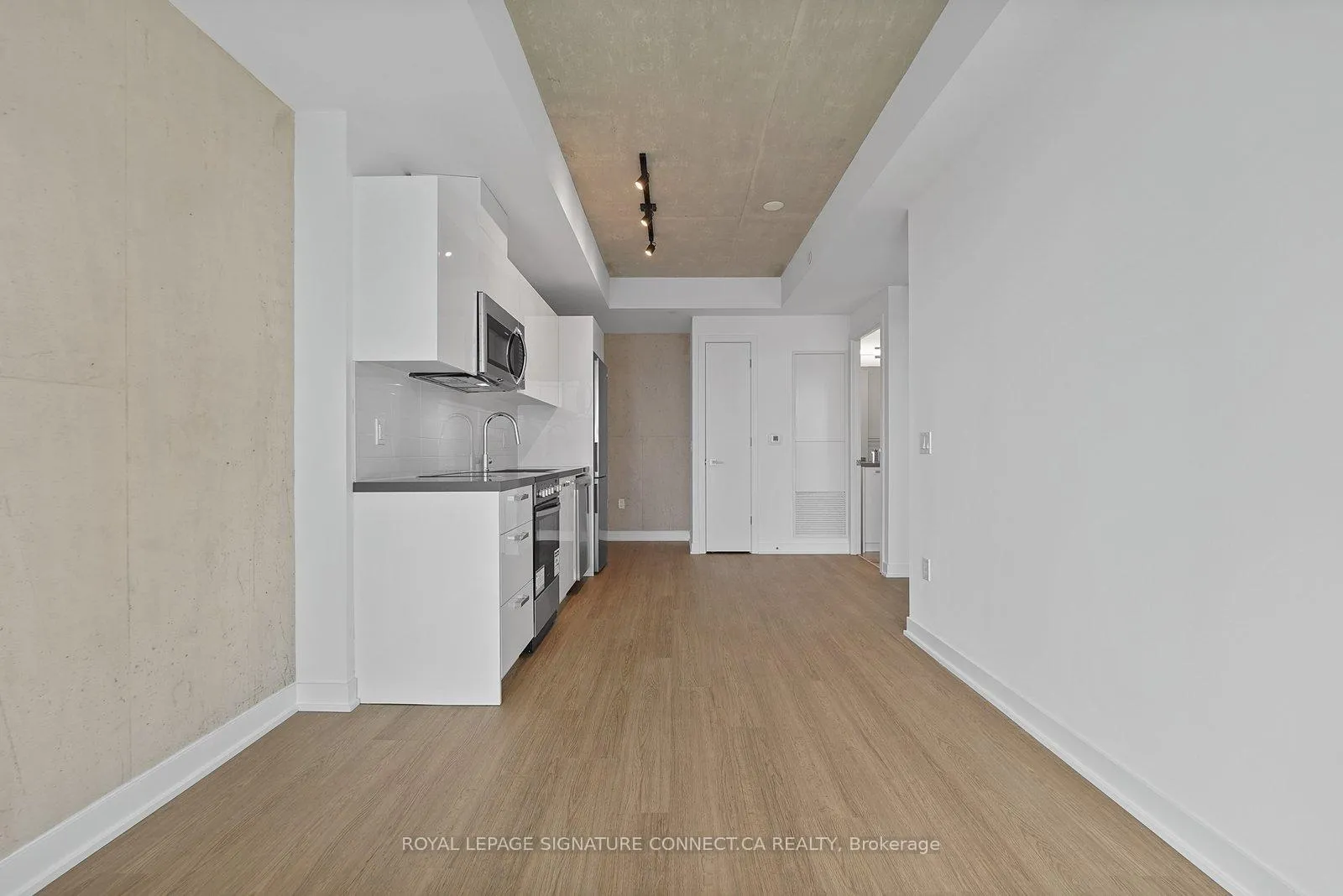 Photo 9 of Unit 1902, 284 King Street E, Toronto, Moss Park — HOMEH