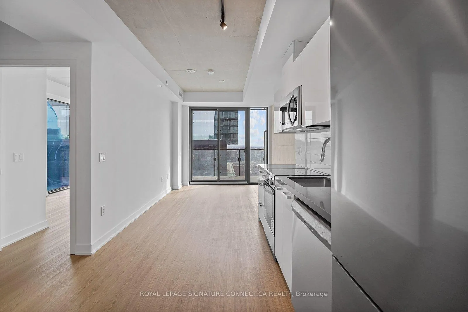Photo 10 of Unit 1902, 284 King Street E, Toronto, Moss Park — HOMEH