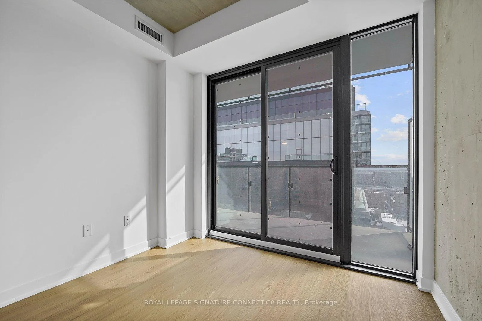 Photo 14 of Unit 1902, 284 King Street E, Toronto, Moss Park — HOMEH