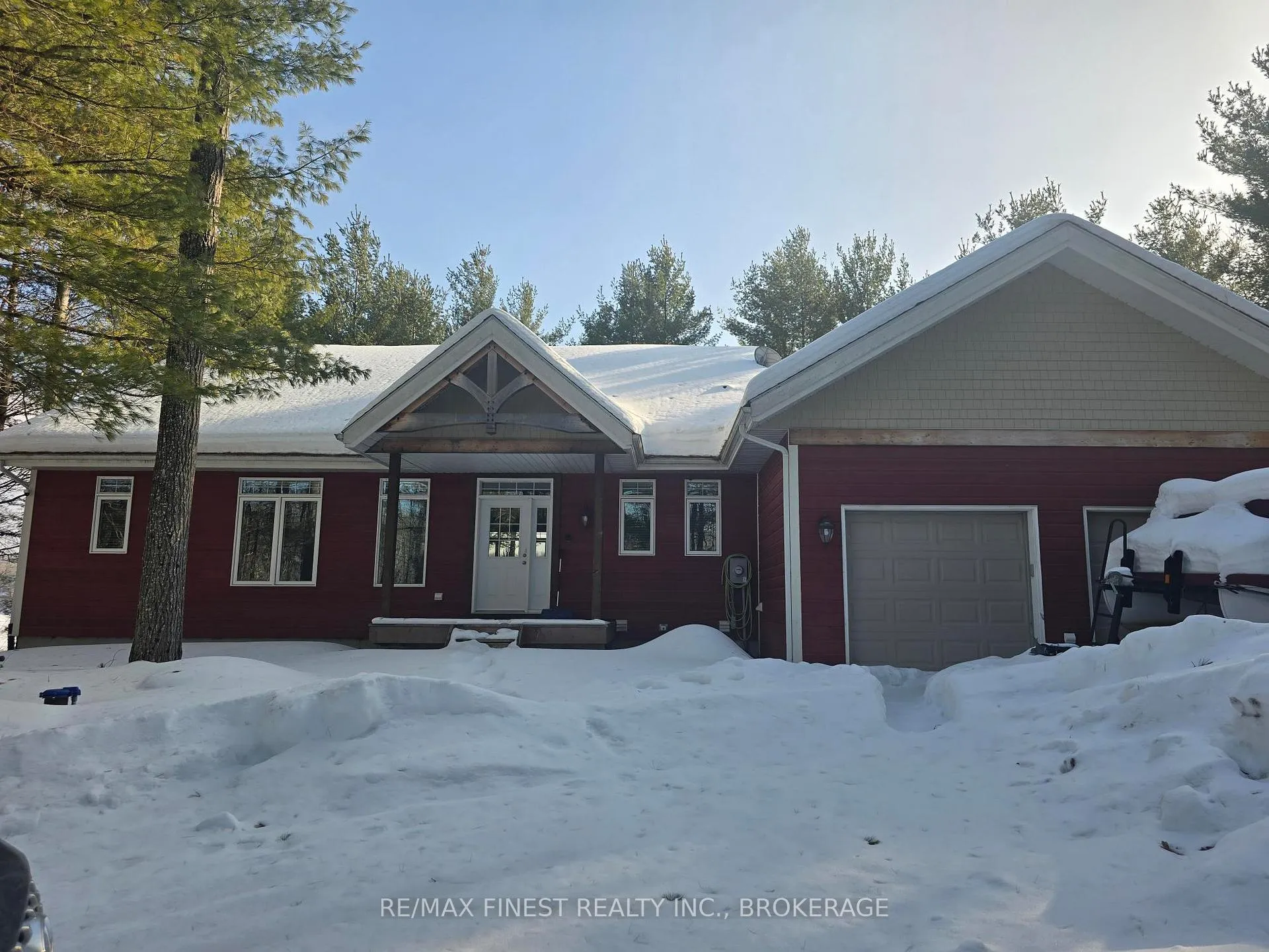 Photo 2 of 1102B Bebris Road, Central Frontenac, Frontenac Centre — HOMEH