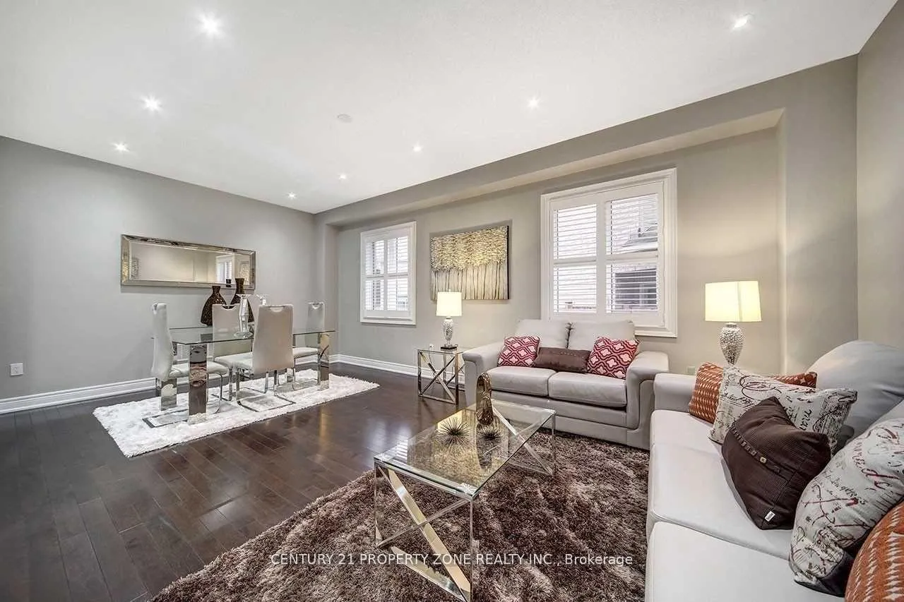Photo 5 of 41 Timbercove Road, Brampton, Credit Valley — HOMEH