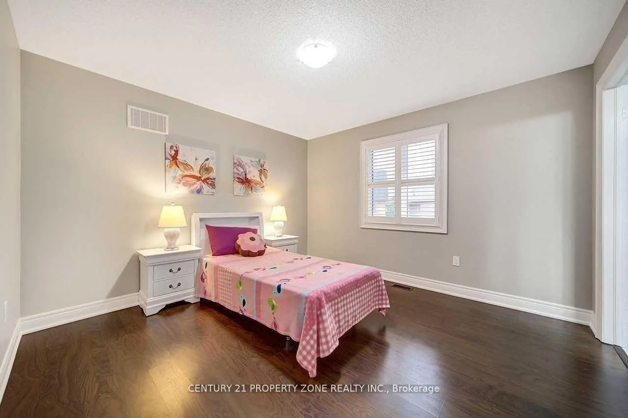 Photo 15 of 41 Timbercove Road, Brampton, Credit Valley — HOMEH