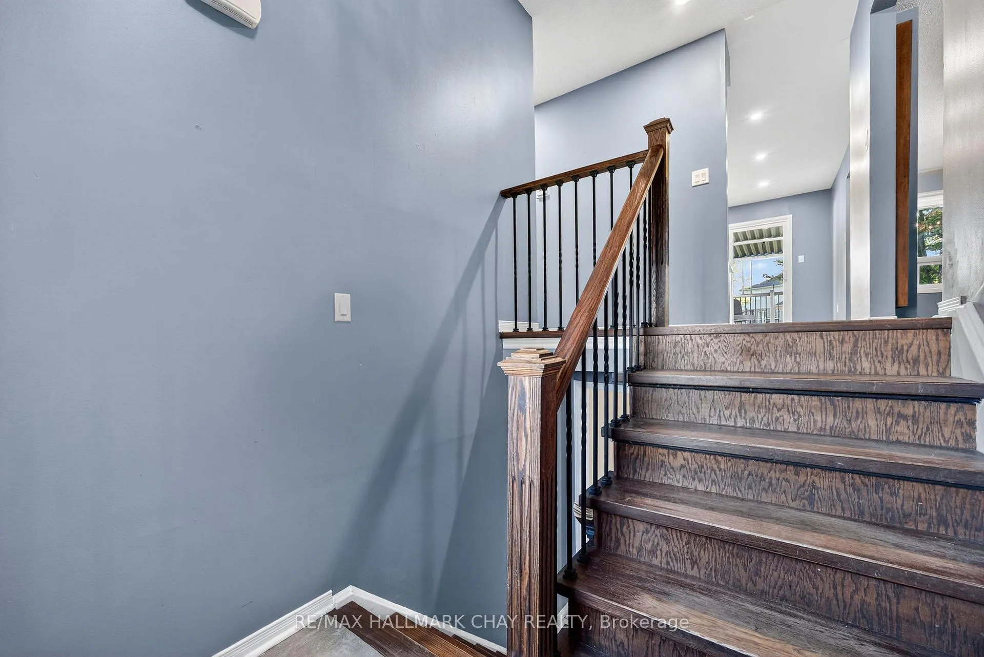 Photo 5 of 37 Mccarthy Crescent, Essa, Angus — HOMEH