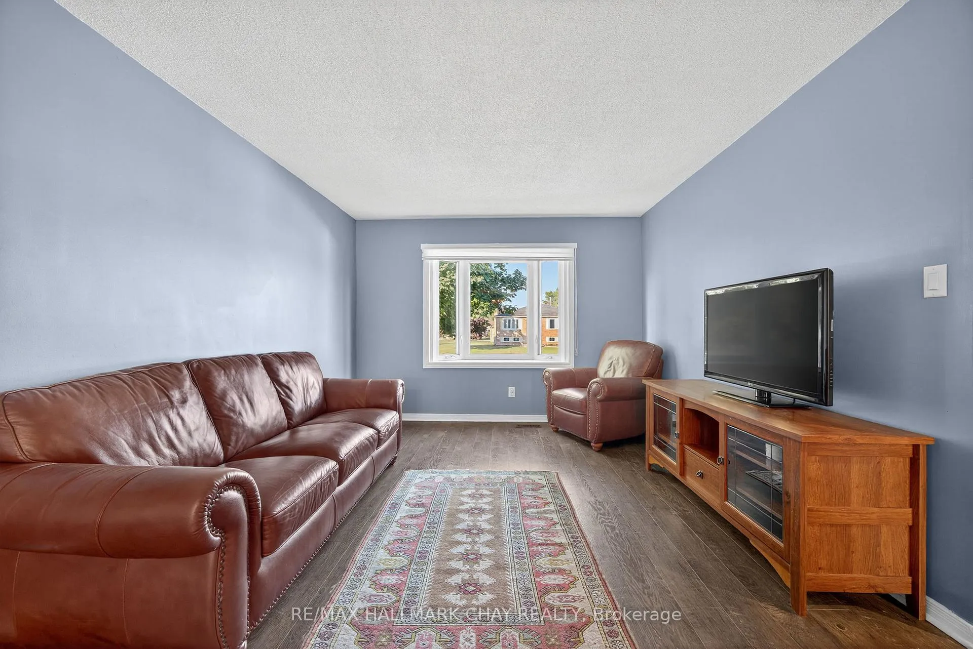 Photo 6 of 37 Mccarthy Crescent, Essa, Angus — HOMEH