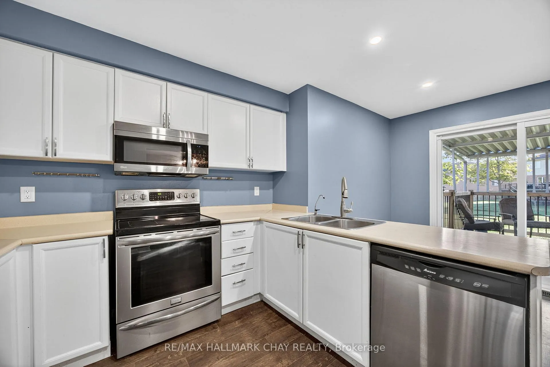 Photo 13 of 37 Mccarthy Crescent, Essa, Angus — HOMEH