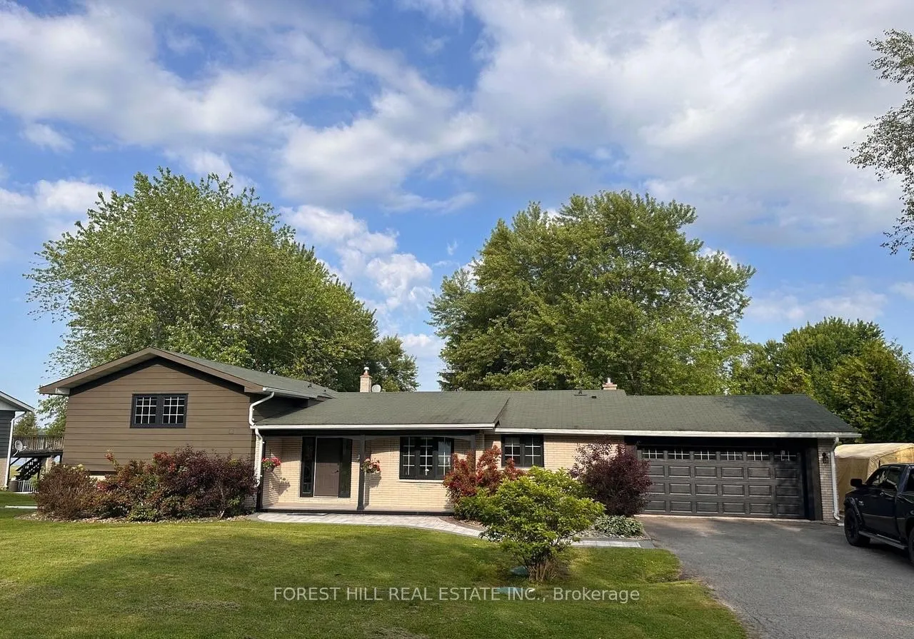 Front of 1143 Connaught Drive