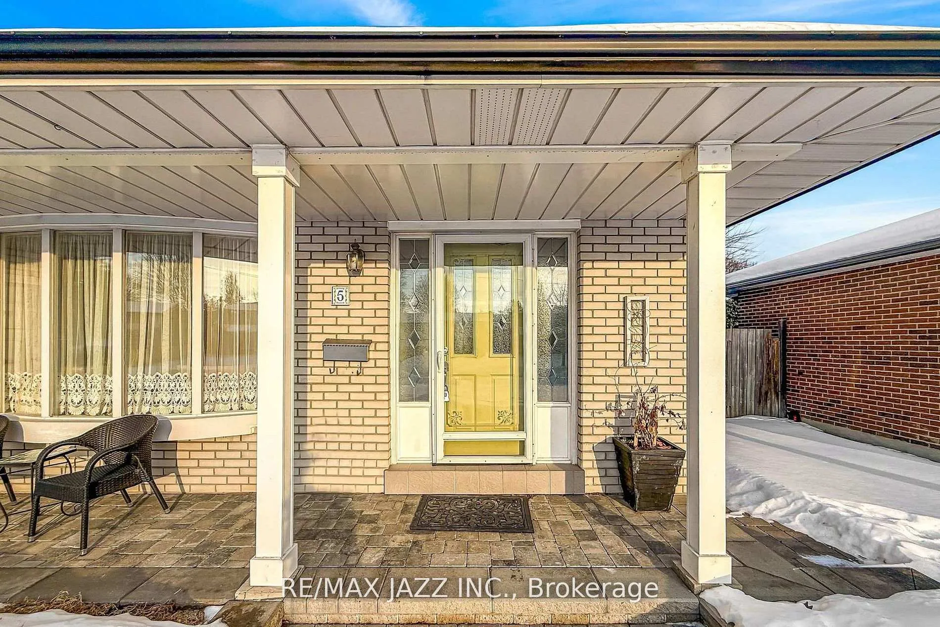 Photo 3 of 5 Dingley Court, Ajax, Central West — HOMEH