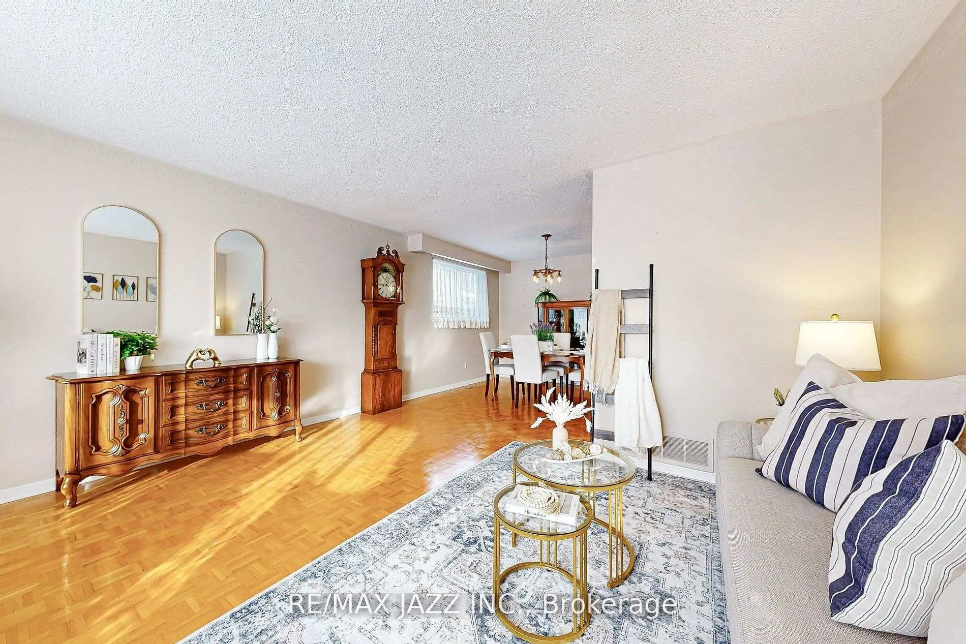 Photo 8 of 5 Dingley Court, Ajax, Central West — HOMEH