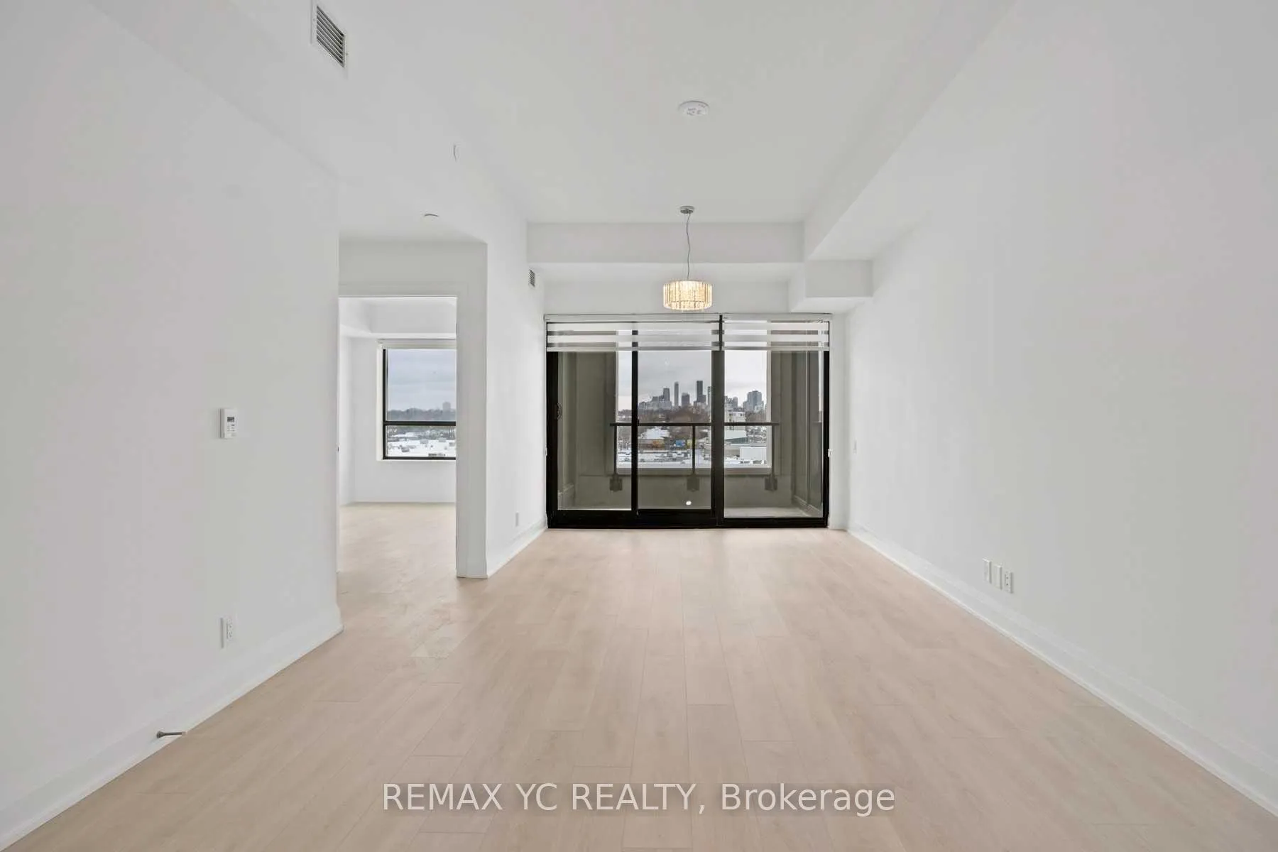 Photo 8 of Unit 615, 33 Frederick Todd Way, Toronto, Thorncliffe Park — HOMEH