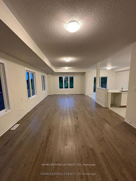 Photo 4 of 70 Oakmont Drive, Loyalist, Bath — HOMEH
