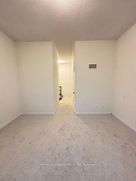 Photo 16 of 70 Oakmont Drive, Loyalist, Bath — HOMEH
