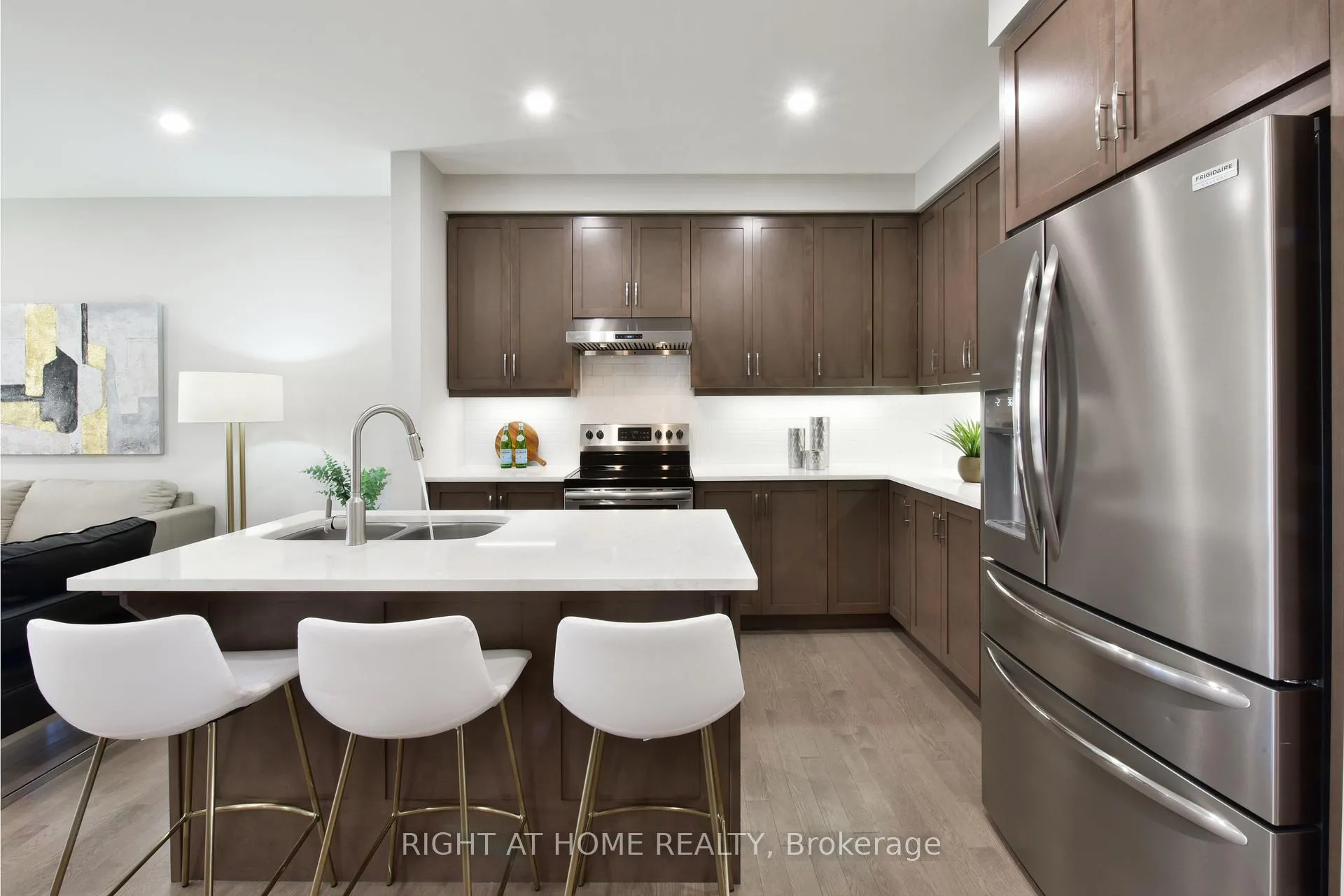Photo 7 of 117 Escarpment Crescent, Ottawa, Kanata - Kanata Lakes/Heritage Hills — HOMEH