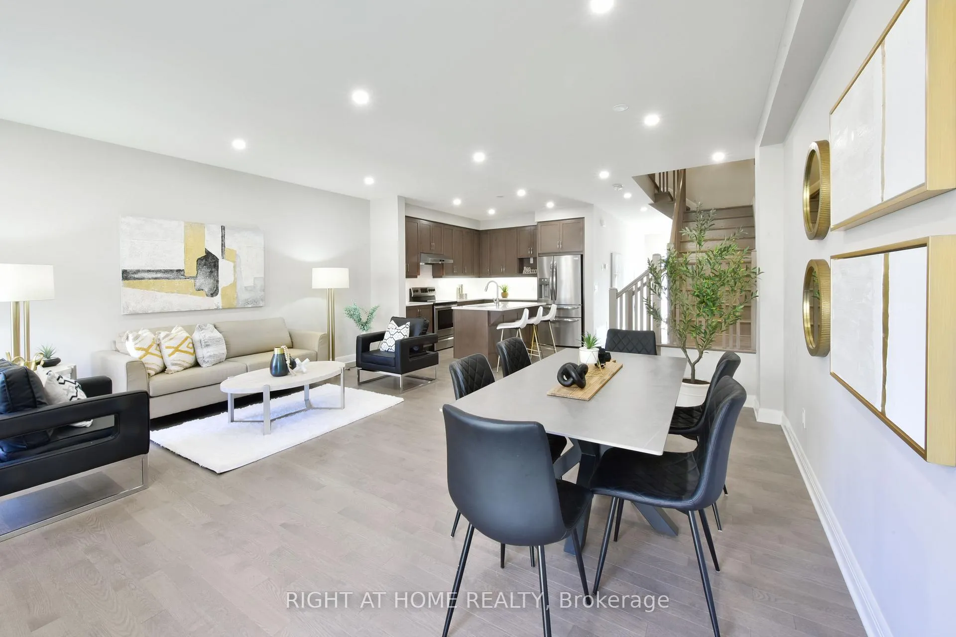 Photo 18 of 117 Escarpment Crescent, Ottawa, Kanata - Kanata Lakes/Heritage Hills — HOMEH