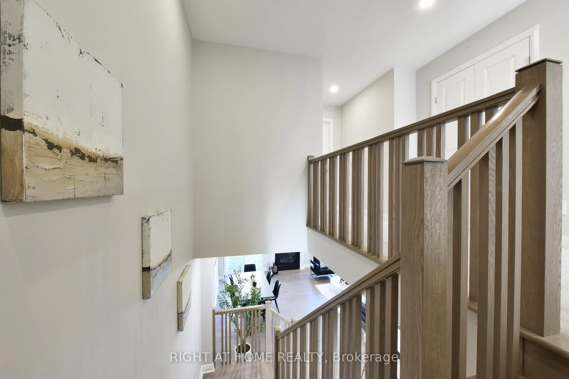 Photo 20 of 117 Escarpment Crescent, Ottawa, Kanata - Kanata Lakes/Heritage Hills — HOMEH