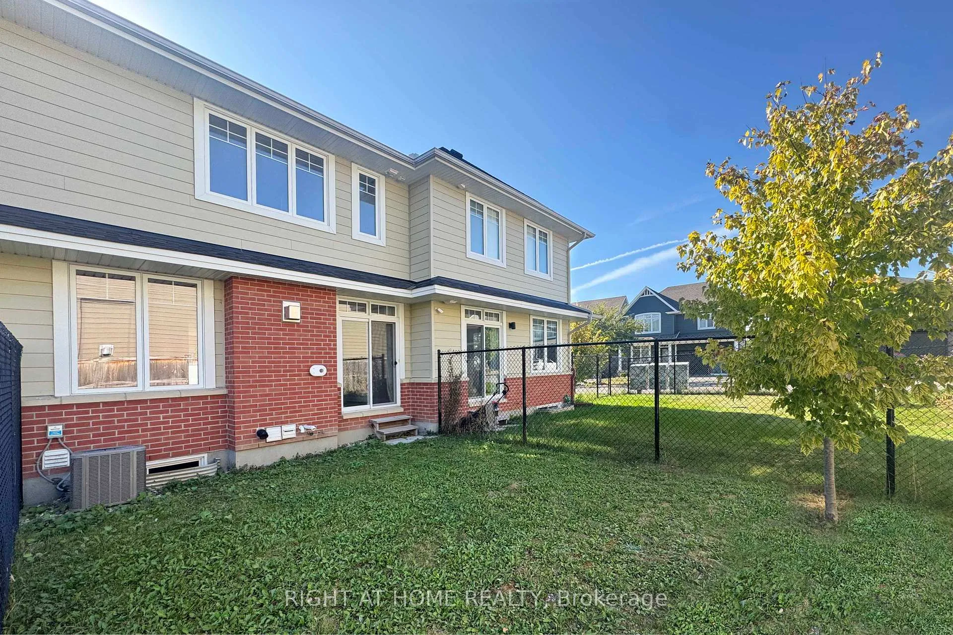 Photo 35 of 117 Escarpment Crescent, Ottawa, Kanata - Kanata Lakes/Heritage Hills — HOMEH