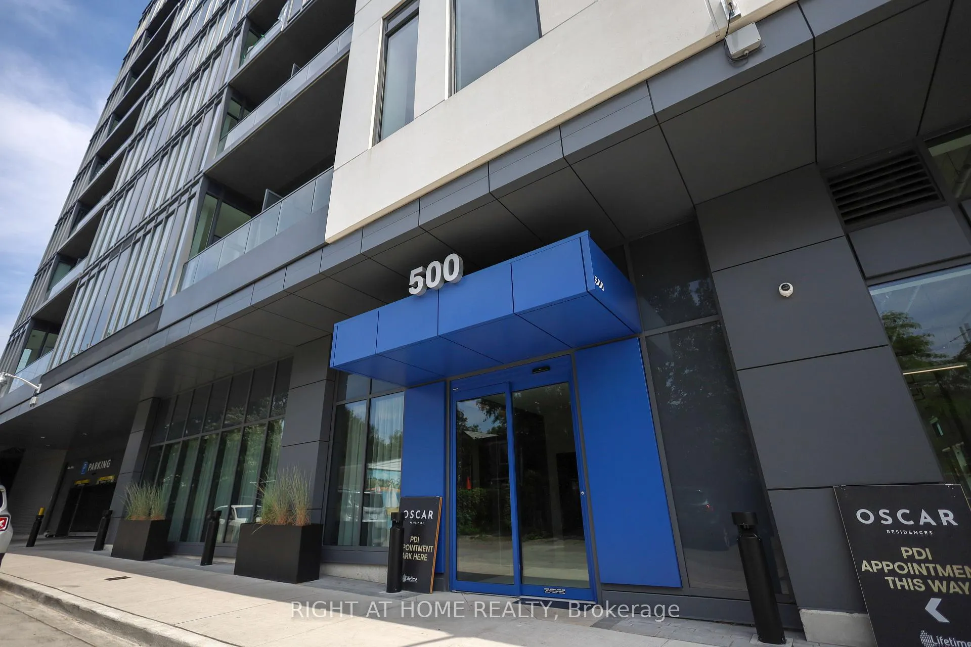 Photo 3 of Unit 209, 500 Dupont Street, Toronto, The Annex — HOMEH