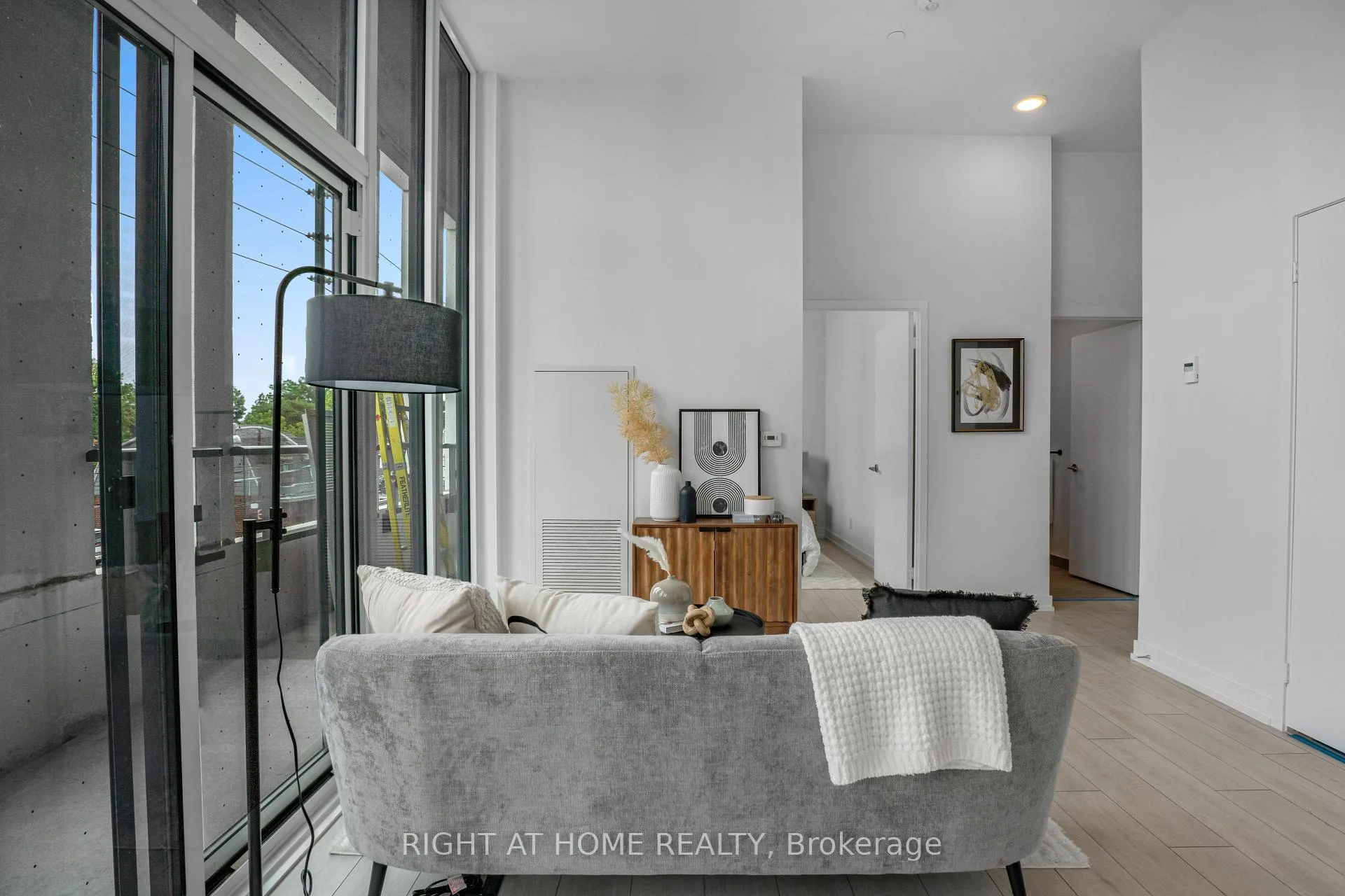 Photo 13 of Unit 209, 500 Dupont Street, Toronto, The Annex — HOMEH