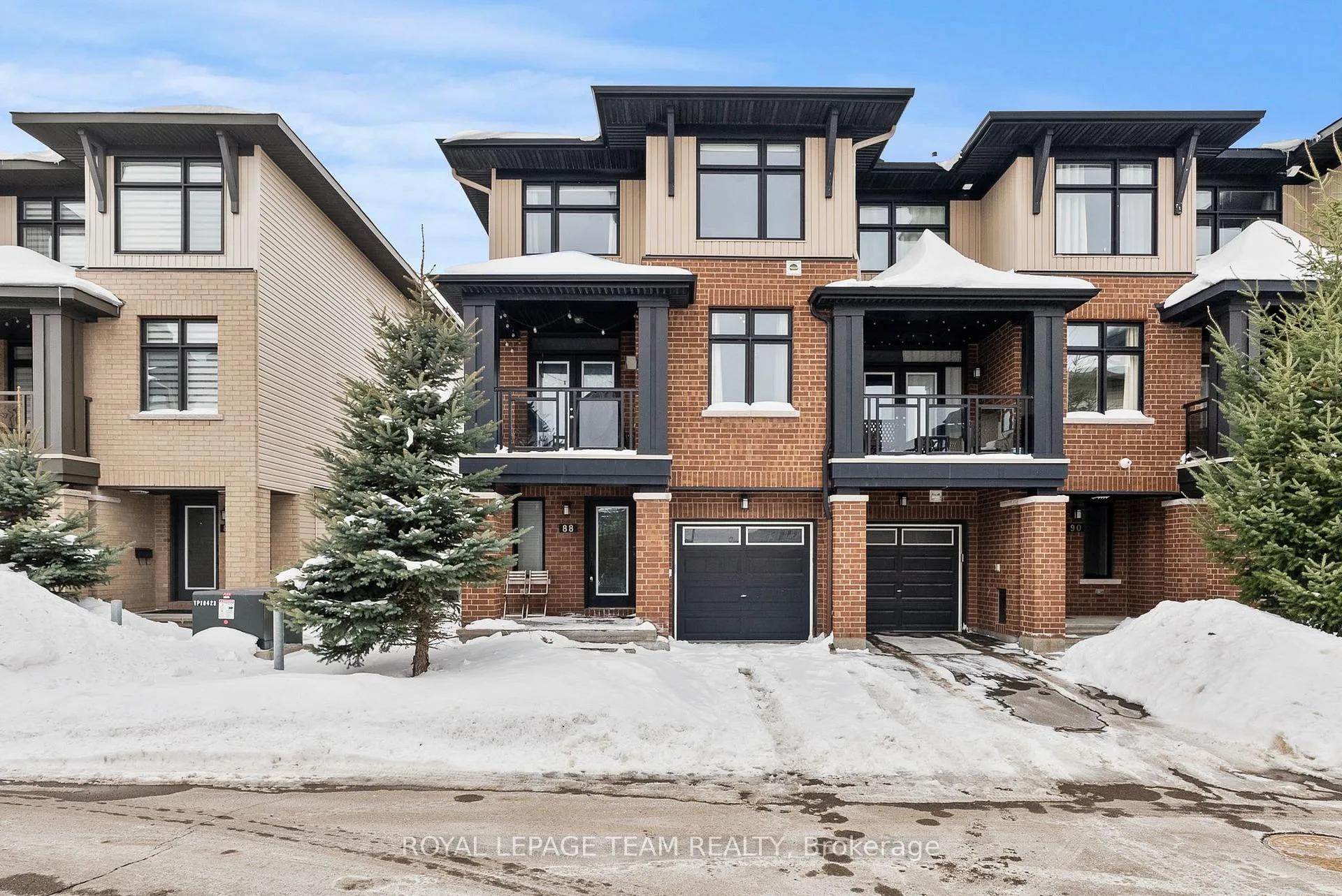 Photo 1 of 88 Stockholm Private, Ottawa, Riverside South/Gloucester Glen — HOMEH